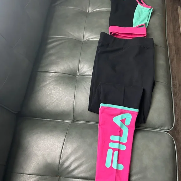Fila Workout set - Picture 2 of 3
